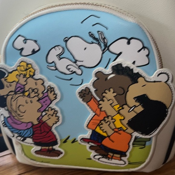 Peanuts Snoopy Bioworld Unisex Beige‎ NWT main image 11
